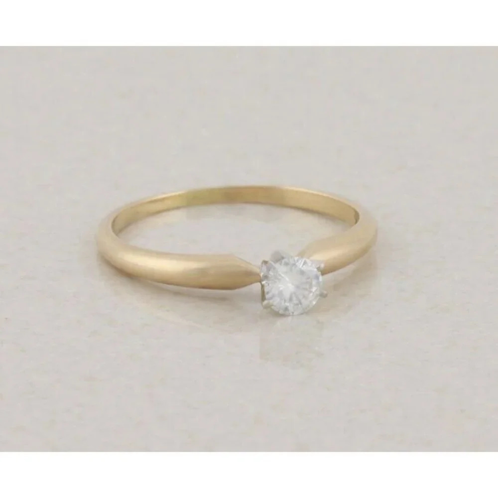 10k Yellow Gold .25 Carat Diamond Solitaire Engagement Ring Size 8 1/4 - Picture 6 of 9